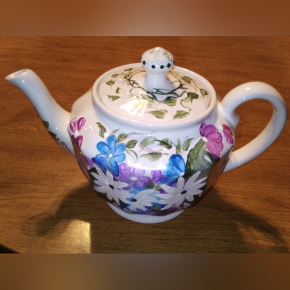 Vintage Price Kensington 32 Ounce Floral Ceramic Teapot Made In England - Picture 1 of 10